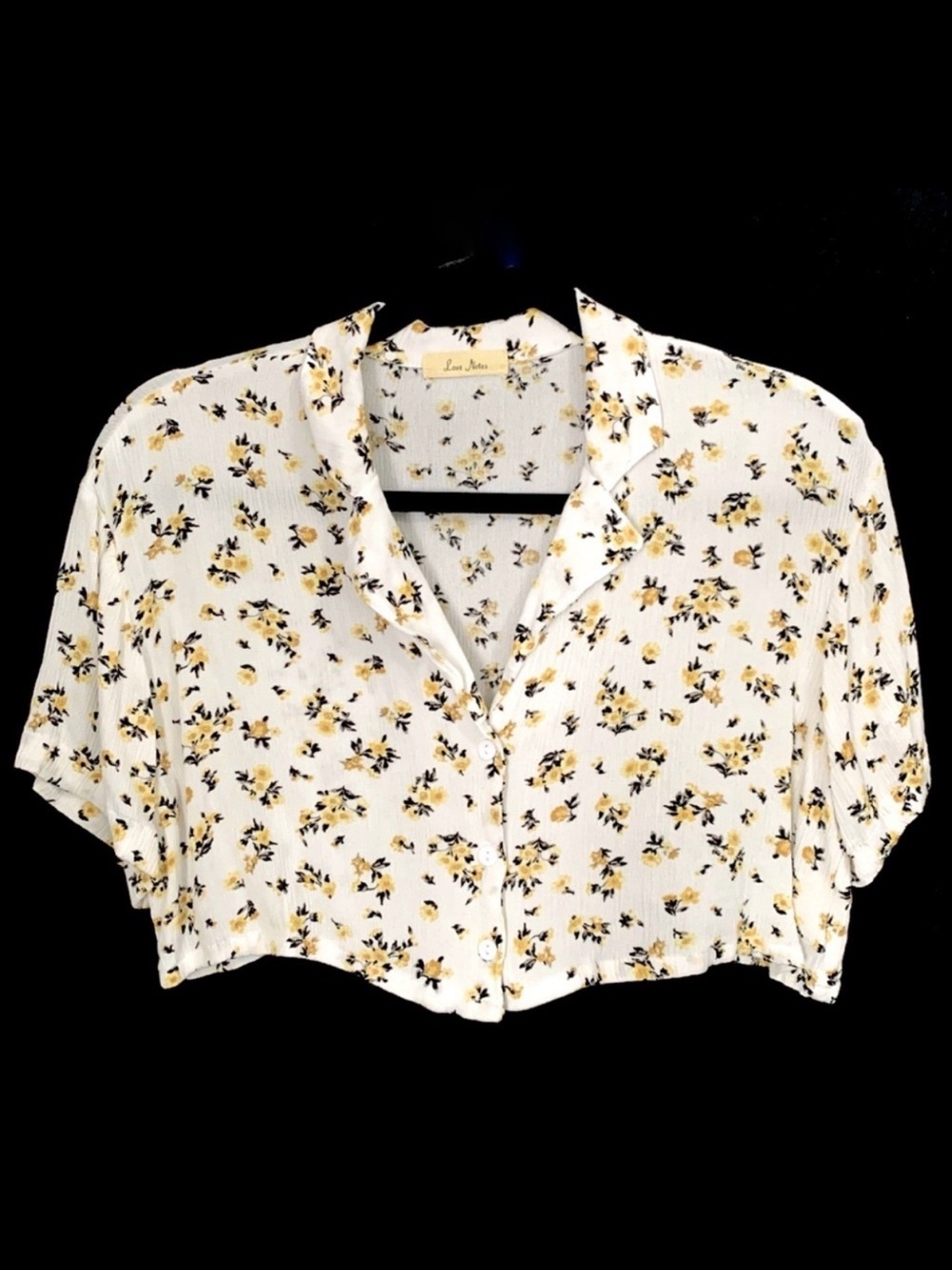 Love Notes Retro 90’s Style Floral Print Button-Up Crop Top